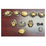 VINTAGE SILVER-TONE LINK BRACELET FEATURING FIVE OVAL DENDRITIC AGATE OR PICTURE JASPER CABOCHONS SET IN ORNATE, VICTORIAN REVIVAL-STYLE FILIGREE METALWORK, BROOCH, BRACELET, EARRINGS AND ODD PIN.