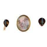 2 CLAM SHELL BRASS WALL SCONCES, OVULAR FLORAL HOME SCENE PRINT IN GOLD-GILDED FRAME