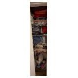 BEDSPREADS, SHEETS, THROWS, BLANKETS, AND ASSORTED LINENS