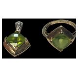 10K Gold Peridot Ring and Pendant Set, 4.4g