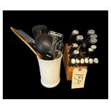 EPICURE SUPERIOR STEEL NO-STAIN KNIFE BLOCK, ASSORTMENT OF KITCHEN UTENSILS
