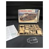 Open Box Italeri M998 Commando Hum-V
