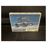 Republic F-105D Thunderchief Arii New