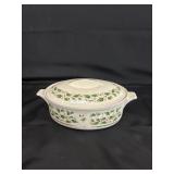 Royal Limited Holly Holiday oval casserole dish
