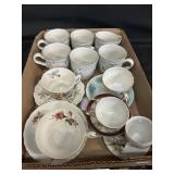Lot of Teacups/Saucers/Mugs