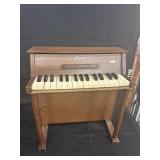 Vtg Jaymar Children's Upright Toy Piano