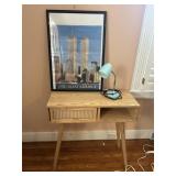 Baxont Console Table/Trade Center Poster/Lamp