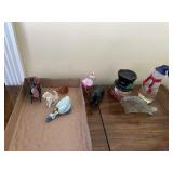 Farmhouse figurins/Christmas Decor