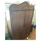 1930s wooden chifforobe