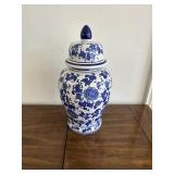 19' Chinoiserie Temple Jar