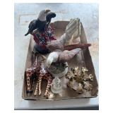 Figurine Lot-Eagle/Giraffe/and more