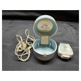 Vintage Lady Remington Razor w/case