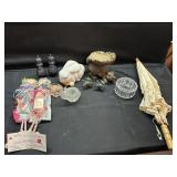 Box Lot Mixed Items/Decor