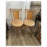 Hillsdale Furniture West Palm Swivel Bar Stools