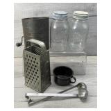 VINTAGE KITCHEN CANNING JARS BROMWELLS SIFTER