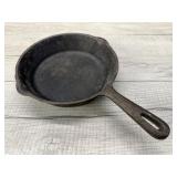 VINTAGE CAST IRON SKILLET