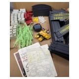 1980 TYCO NITE GLOW EMPIRE 1000 SLOT CAR SET