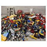 BULK LEGO & MEGA BLOKS  ~11.5 LB PARTS PIECES ACCS
