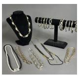 JEWELRY NECKLACES BRACELETS TWO TONE