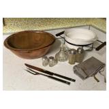 KITCHEN ASSORTMENT SALT & PEPPER SALAD BOWLS