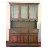 VINTAGE BASSETT FURNITURE CHINA CABINET HUTCH 2 PC