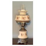 VINTAGE QUOIZEL ABIGAIL ADAMS HURRICANE LAMP