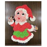 HAND MADE POPCORN PLASTIC MRS CLAUS DECOR GLITTER