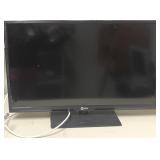 LED TV UPSTAR 32' POWERS ON