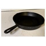 CAST IRON SKILLET