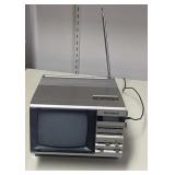 MAGNAVOX PORTABLE BLACK & WHITE TV W AM FM RADIO