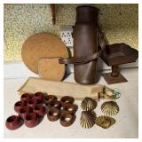 NAPKIN RINGS WINE BOTTLE CARRIERS TRIVETS