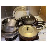 ASSORTED KITCHEN SKILLETS COLANDER SPLATTER SCREEN