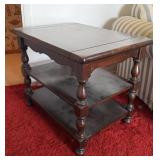 VINTAGE ETHAN ALLEN? WOOD SIDE TABLE