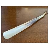 HANDCRAFTED NATURAL BOVINE HORN SHOE HORN