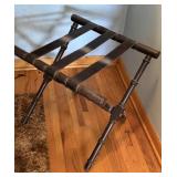 FOLDING LUGGAGE RACK