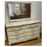 VINTAGE FRENCH PROVINCIAL STYLE DRESSER W MIRROR