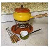 VINTAGE FONDUE SET