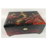 JAPANESE LAQUERWARE MUSICAL JEWELRY BOX