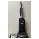 VACUUM CLEANER KENMORE UPRIGHT WHISPERSTONE
