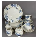 VINTAGE CERAMIC CAMEO FLORALS DINNERWARE MALAYSIA