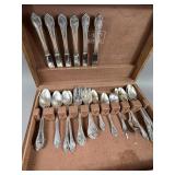 1847 ROGERS BROS REMAMBRANCE SILVER PLATE FLATWARE