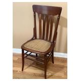 VINTAGE OAK SIDE CHAIR W CANE SEAT & BENTWOOD BACK