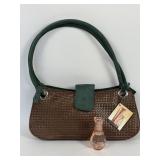 VICTORIAS SECRET BREATHLESS PURSE SPRAY W HANDBAG