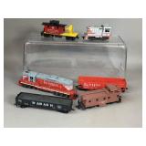 HO SCALE BURLINGTON DIESEL LOCOMOTIVE & MISC CARS