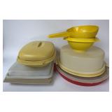 VINTAGE TUPPERWARE