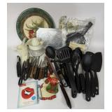 KITCHEN UTENSILS & GADGETS PAMPERED CHEF