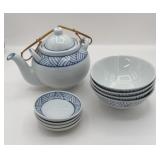 CERAMIC TEAPOT W BOWLS & CUPS/SAUCERS