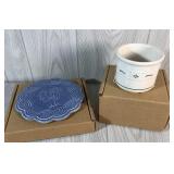 LONGABERGER CORNFLOWER TRIVET ONE PINT SALT CROCK