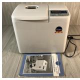 VTG PILLSBURY BREAD AND DOUGH MAKER MODEL 1015