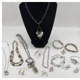 JEWELRY NECKLACES BRACELETS EARRINGS PENDANT